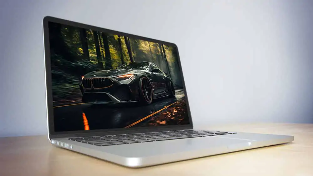 Coupé BMW personnalisé, vert foncé avec des accents orange, conduisant à travers la forêt fond d'écran 4K HD.