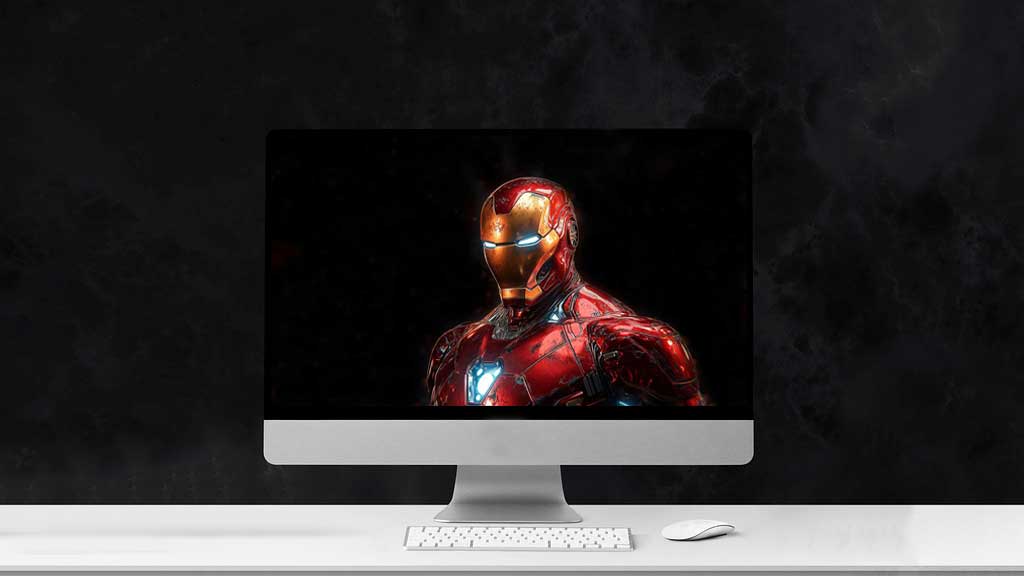 Fond d'écran 4K de portrait d'armure classique d'Iron Man avec détails et éléments brillants sur fond noir en résolution Ultra HD pour ordinateur de bureau