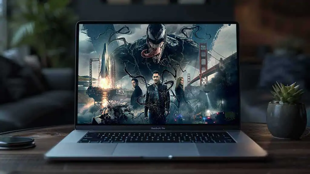 Venom movie wallpaper 4K Ultra HD symbiote superhero action scene for desktop & mobile free download background